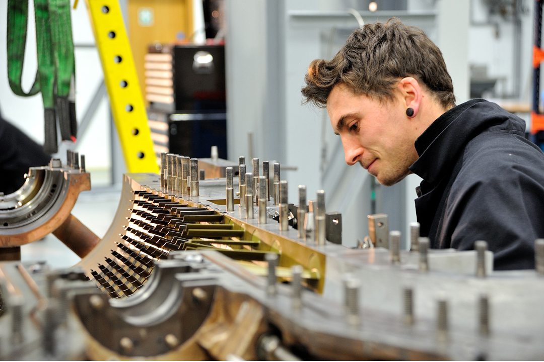 Reg Moore is a corporate and industrial photographer  based in Dordogne, France. He covers Bergerac, Perigueux, Bordeaux, Limoges and Toulouse